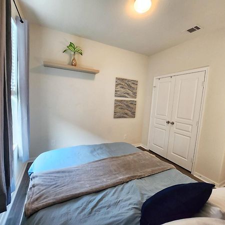 4 Bedroom Home Near Downtown Med Center Nrg Stadium Pearland Skyview Long By Ion Rentals Houston Eksteriør bilde