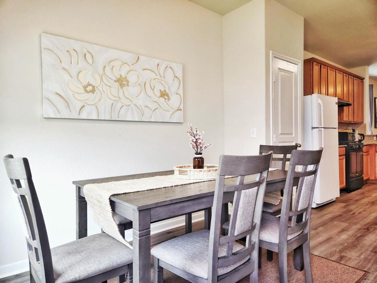 4 Bedroom Home Near Downtown Med Center Nrg Stadium Pearland Skyview Long By Ion Rentals Houston Eksteriør bilde