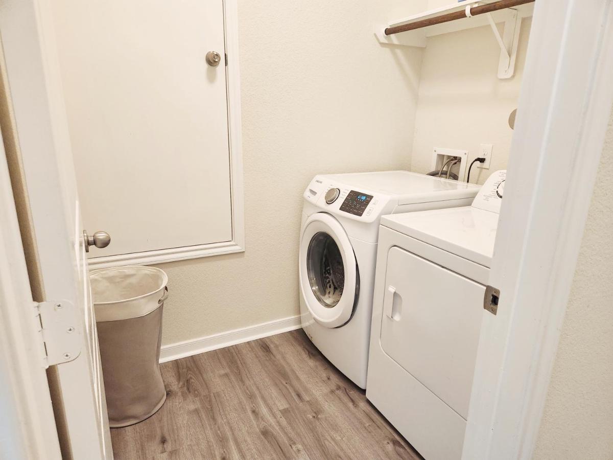 4 Bedroom Home Near Downtown Med Center Nrg Stadium Pearland Skyview Long By Ion Rentals Houston Eksteriør bilde