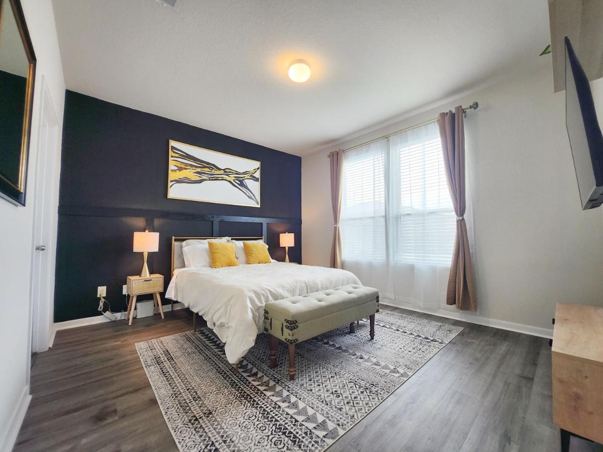 4 Bedroom Home Near Downtown Med Center Nrg Stadium Pearland Skyview Long By Ion Rentals Houston Eksteriør bilde